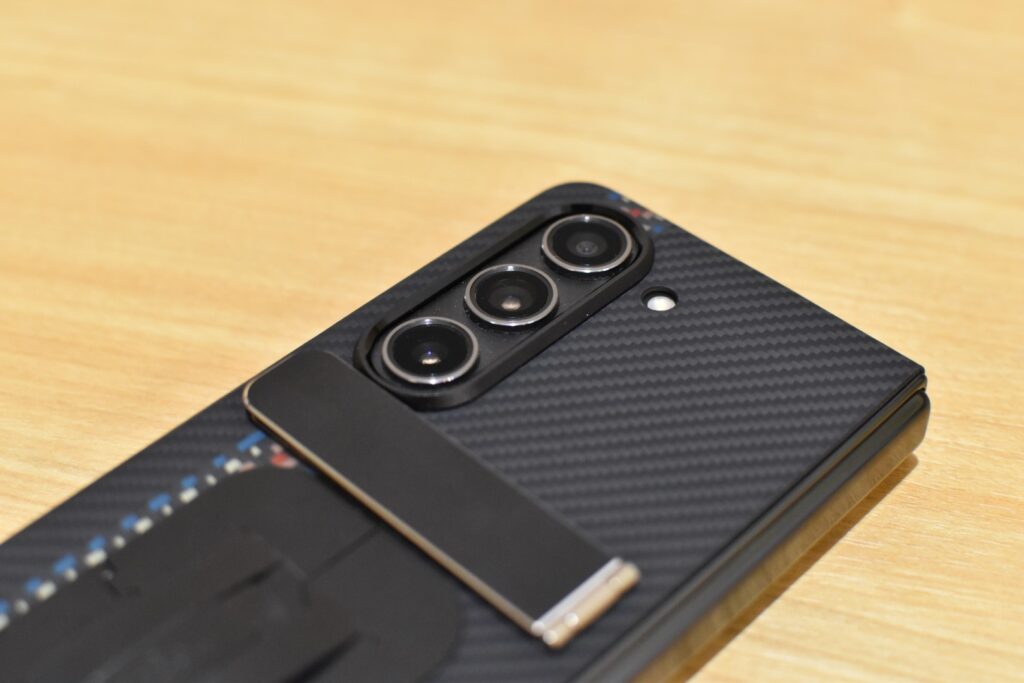 Galaxy Z Fold5 pitaka air case3